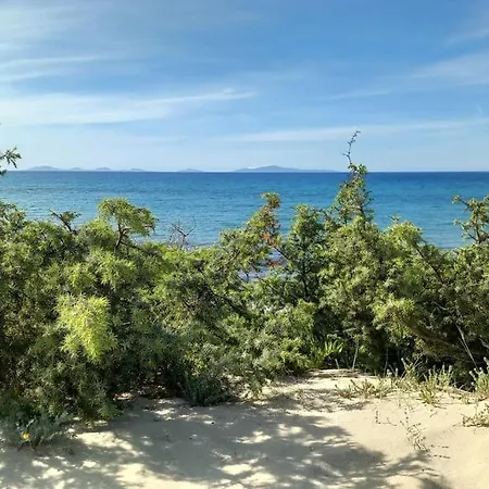 Chigias Con Giardino A Pochi Minuti Dal Mare 소르소
